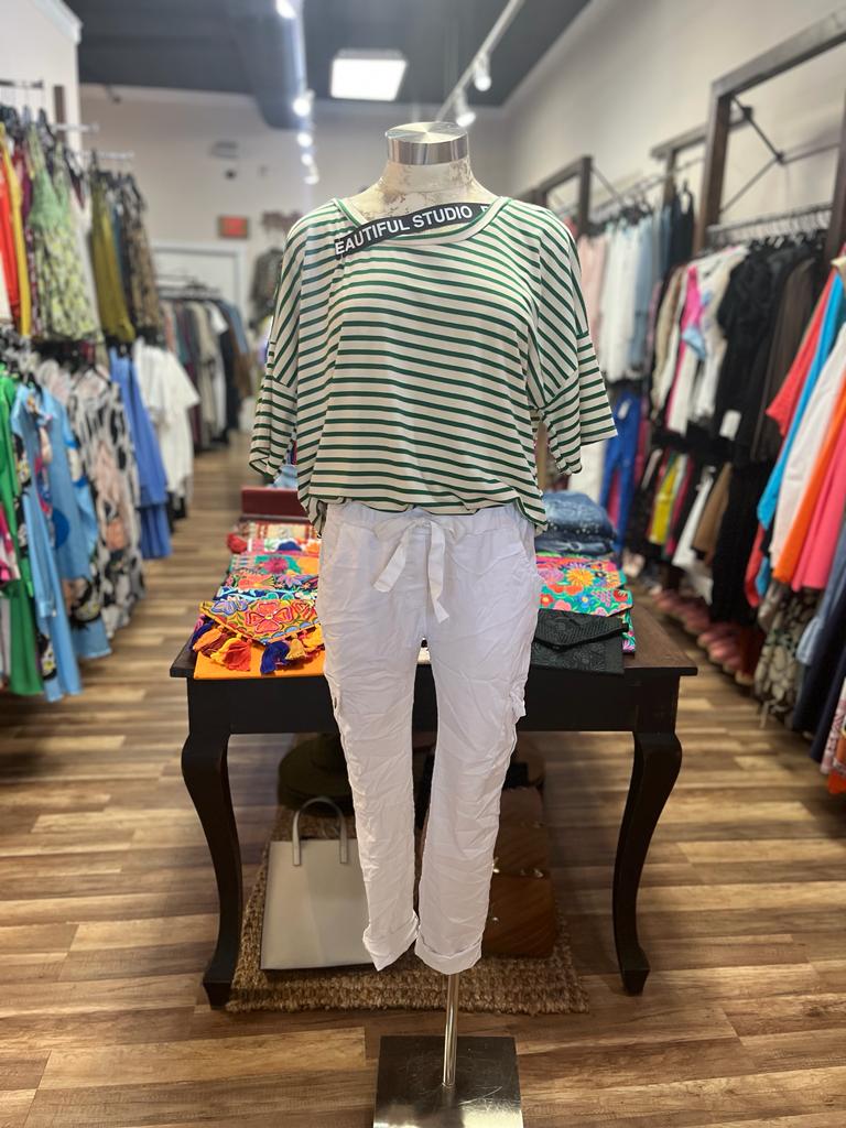 LINE PATTERN BLOUSE