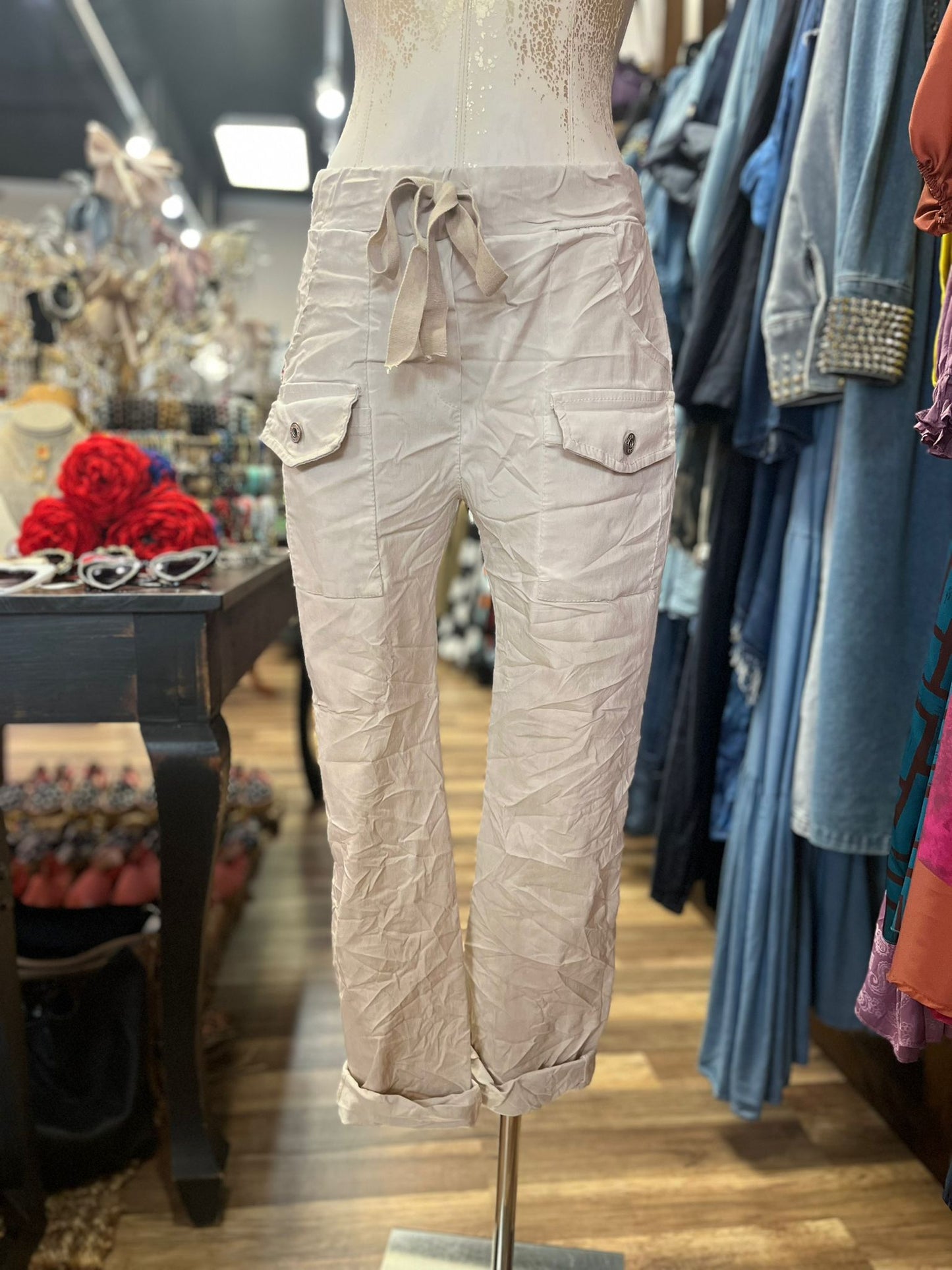 LASSO PANTS