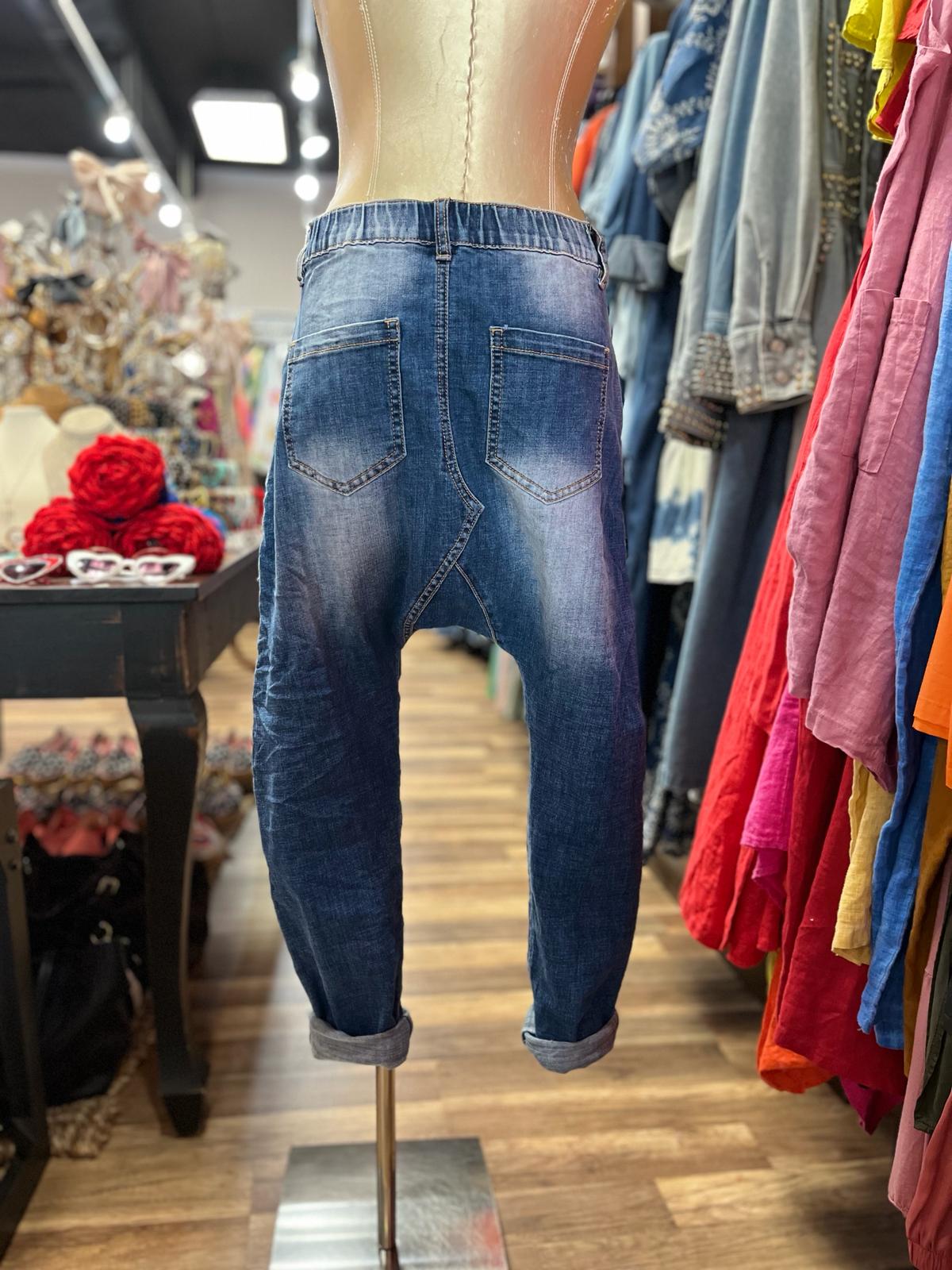 FLORAL PATTERN BLUE JEANS