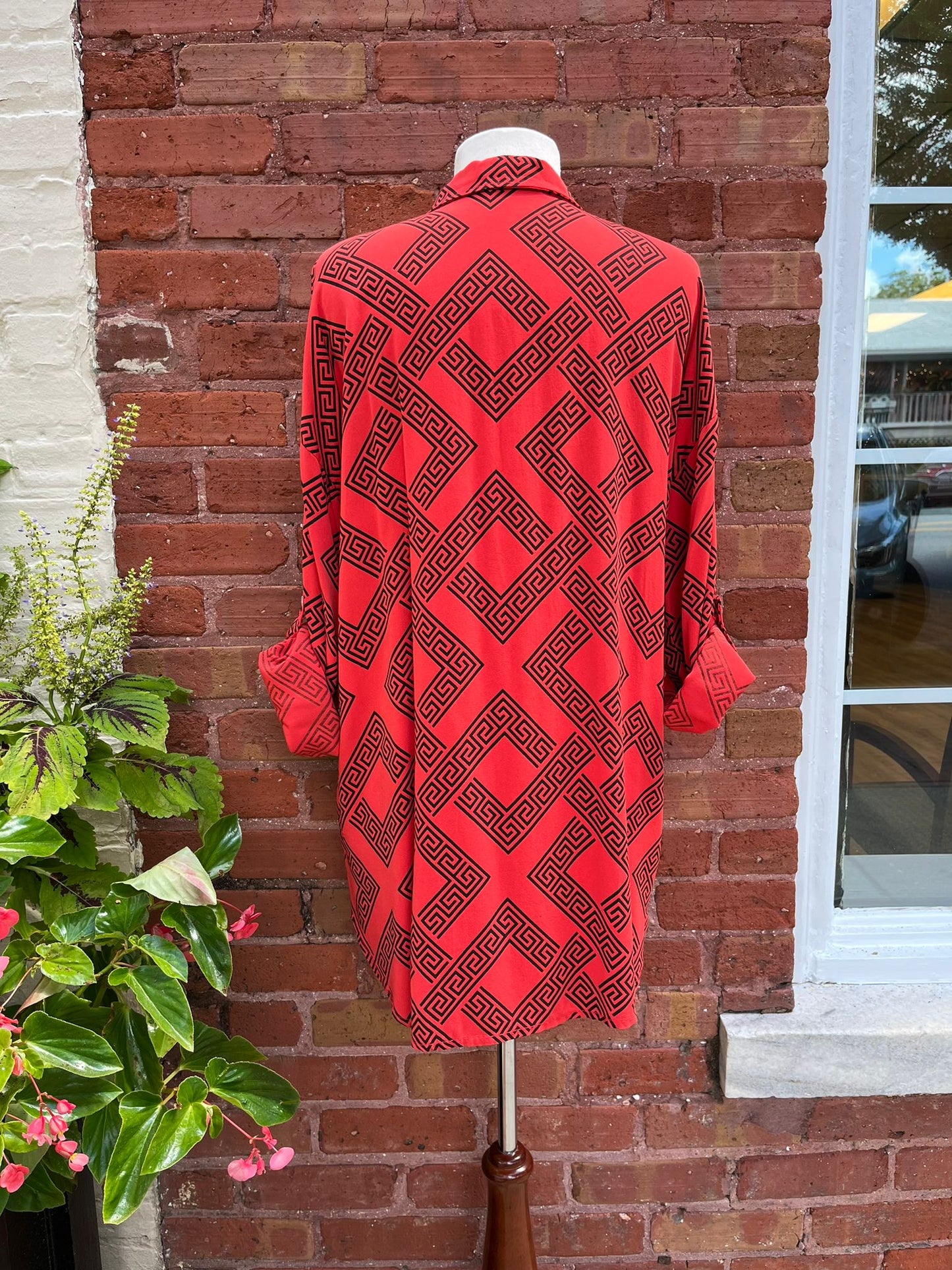 TWO POCKETS RED SHIRT