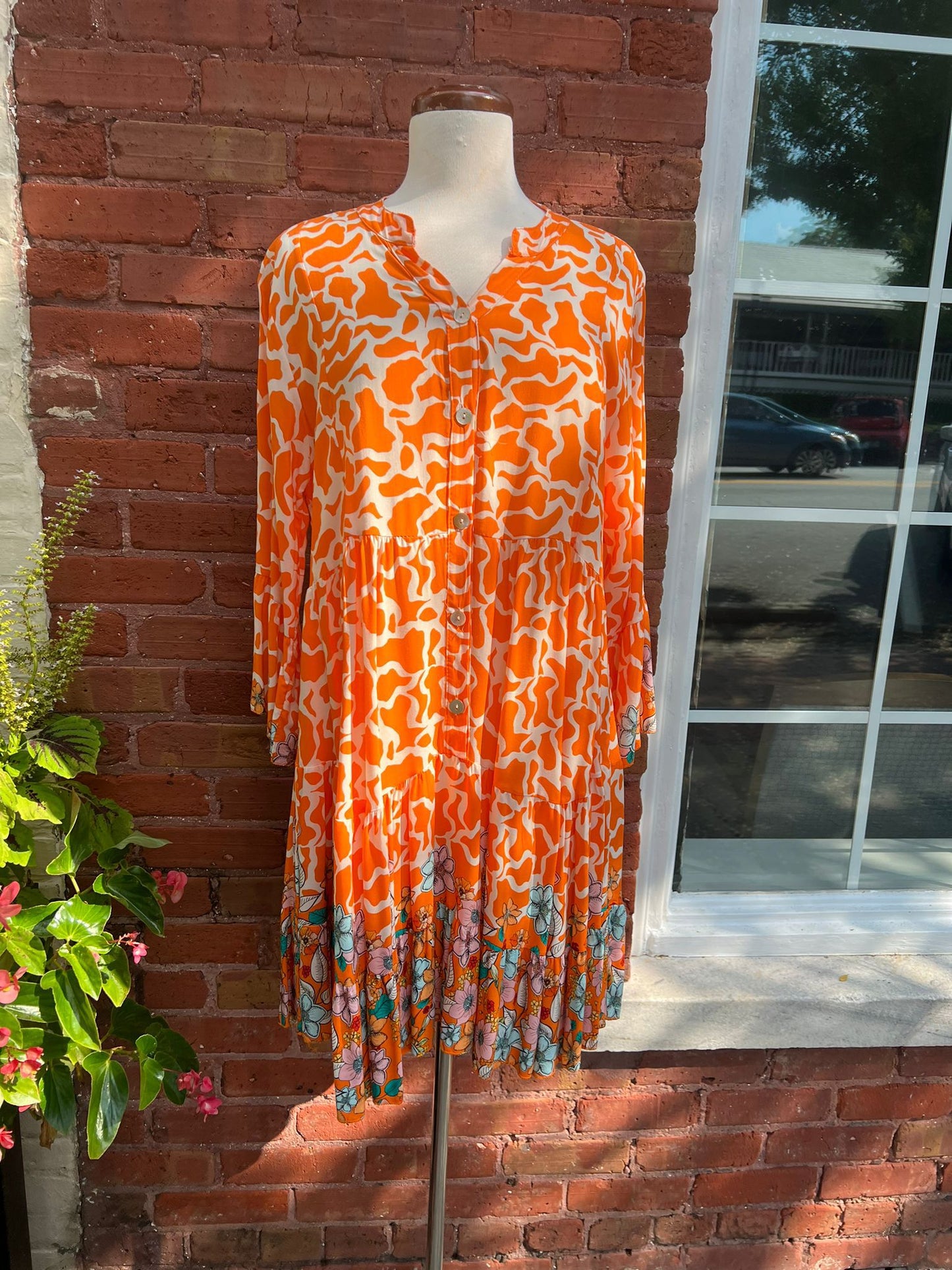 ORANGE DRESS FLOWERS