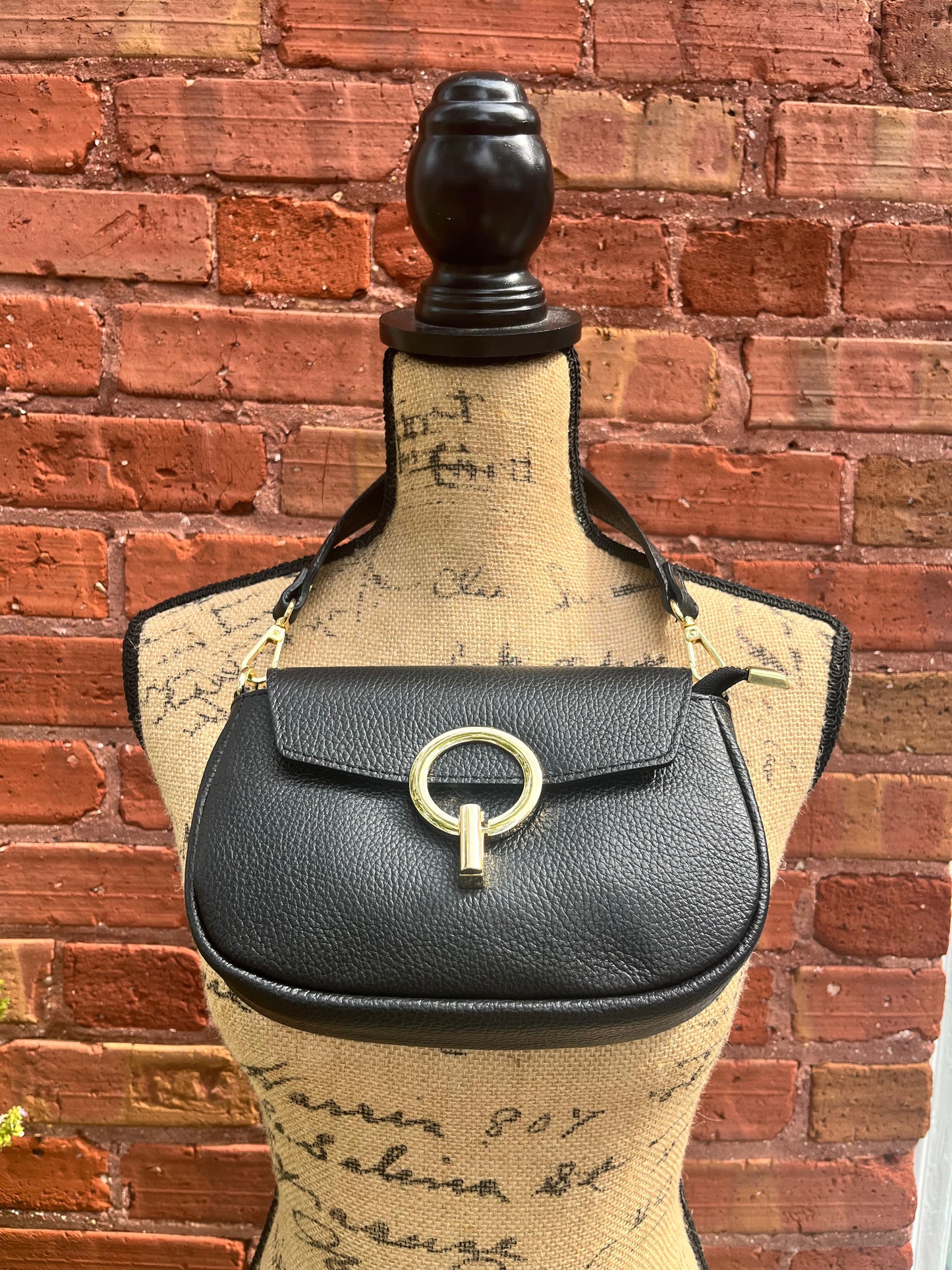 SMALL LEATHER PURSE