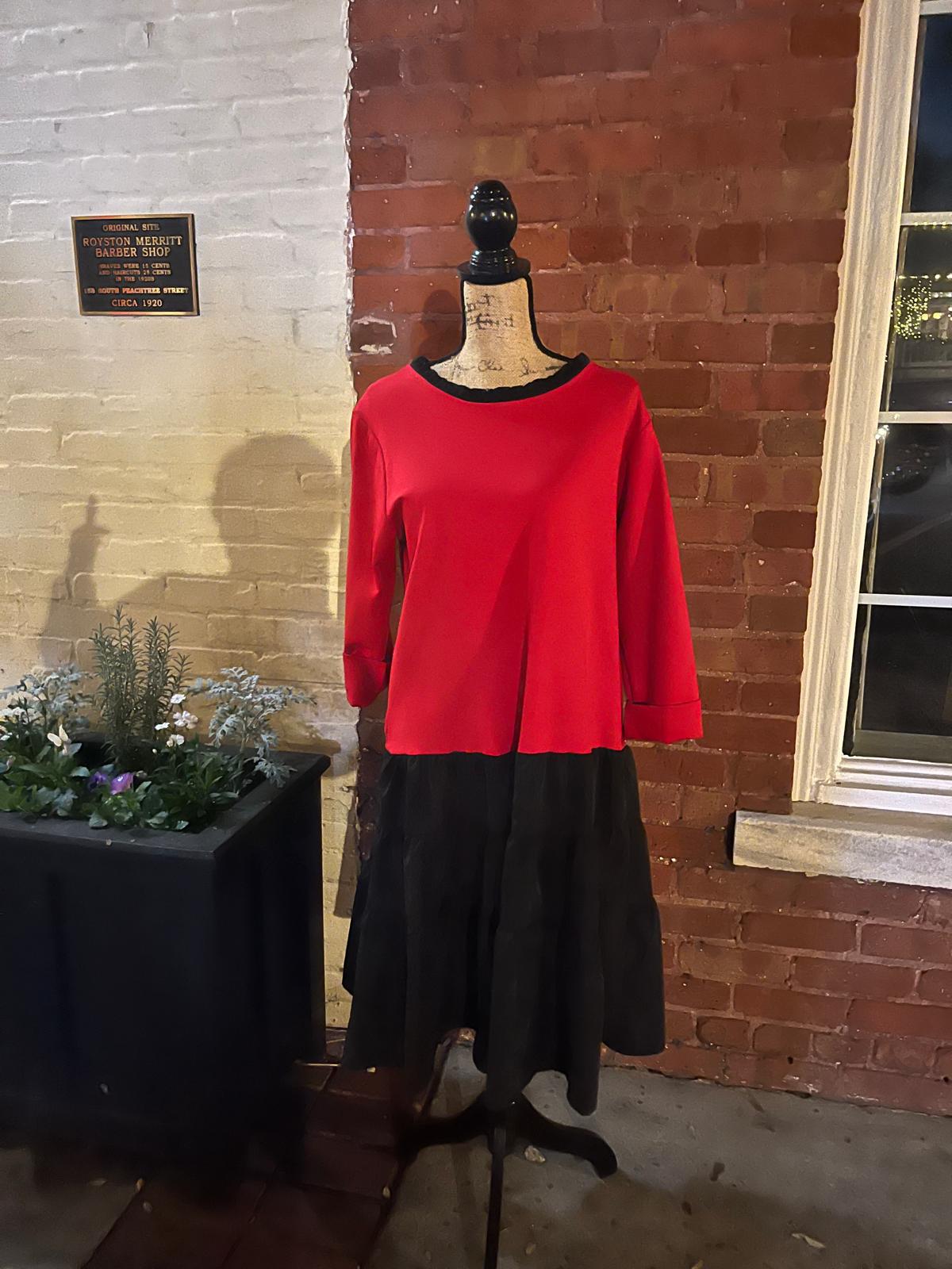 LONG DRESS WITH BLACK "SKIRT" AND POCKETS