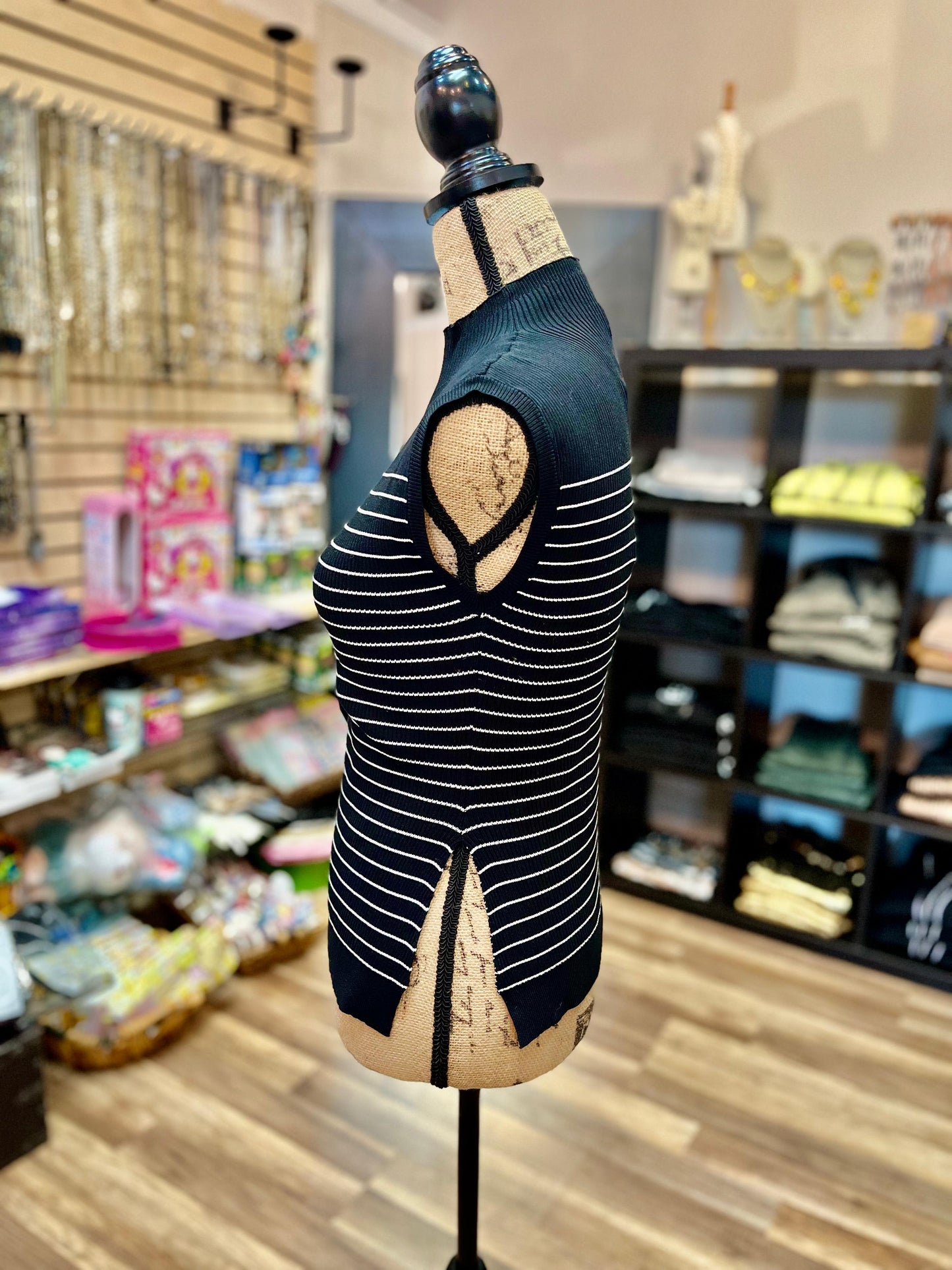 STRIPE MOCK NECK TOP