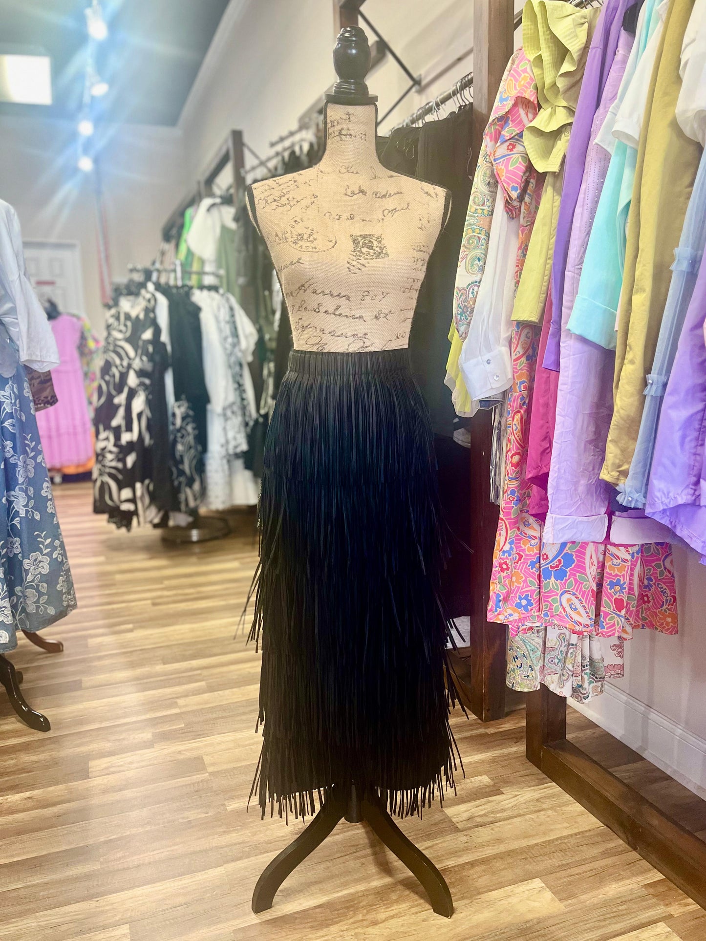 LAYERED FRINGE TIERED BLACK SKIRT