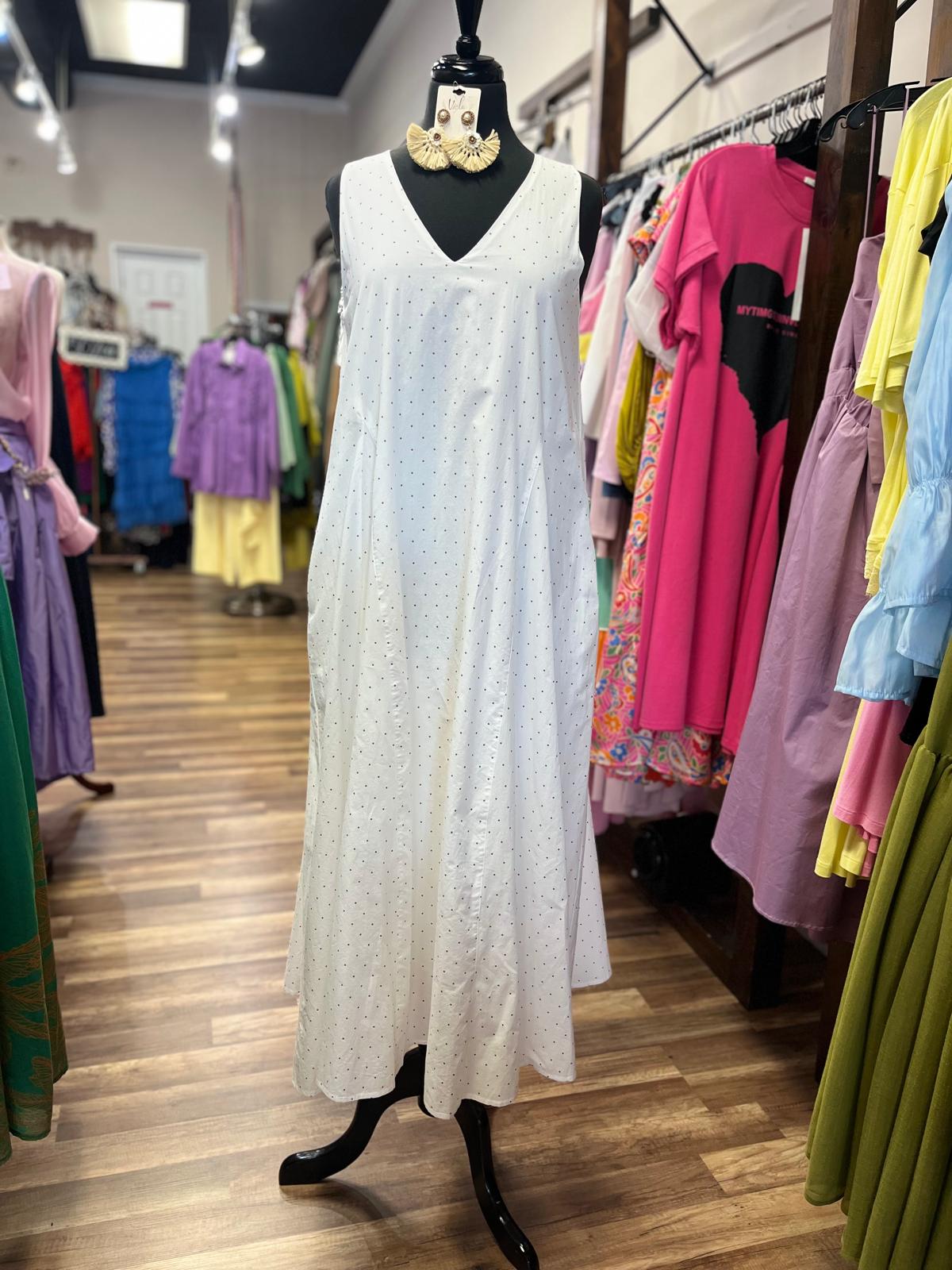V-neck dress V-neck dress