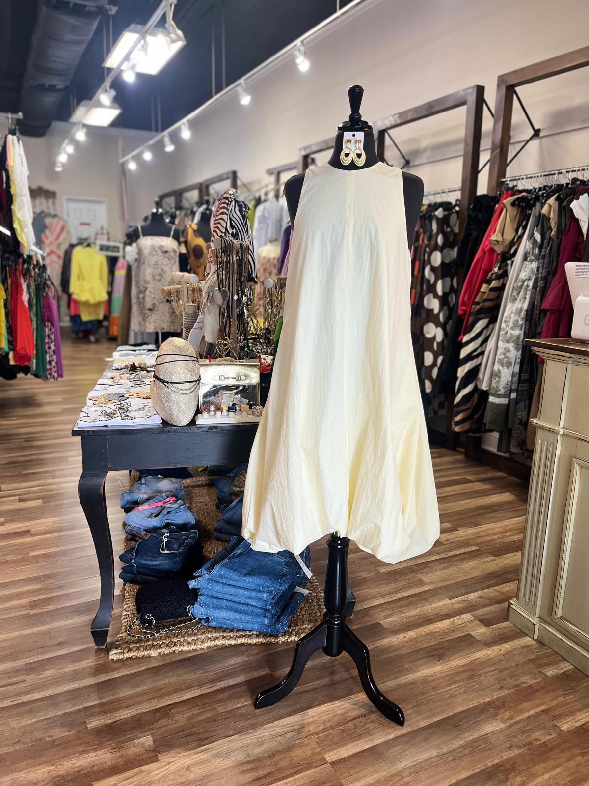 A-Line Sleeveless Swing Drees