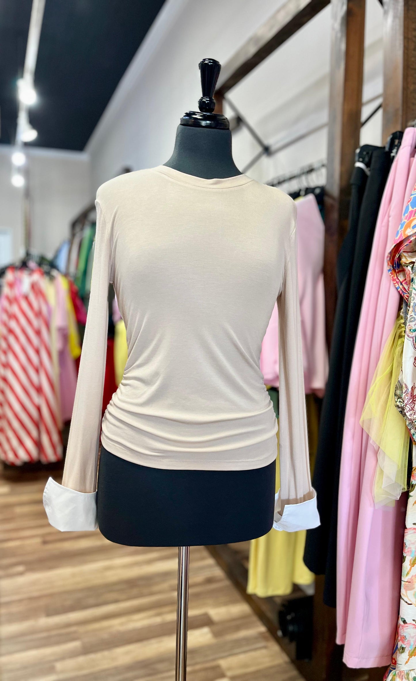 T-shirt with white sleeves and Cuffs
