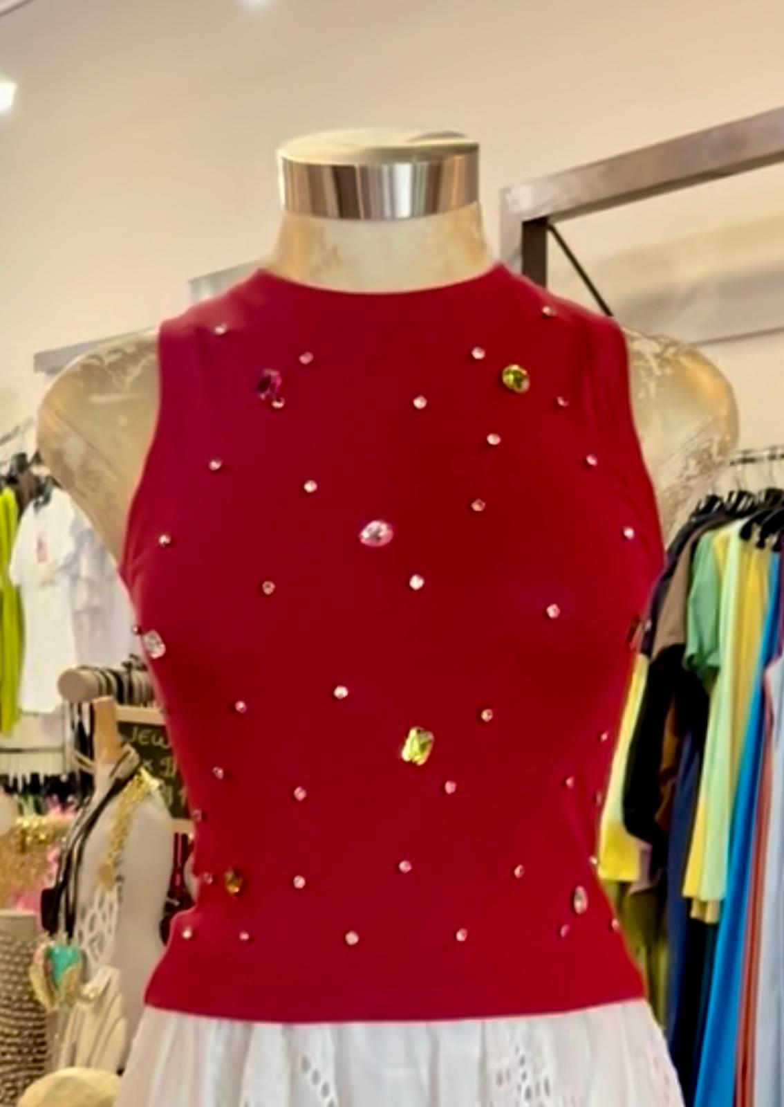 SLEEVELESS SHIRT WITH RHINESTONES