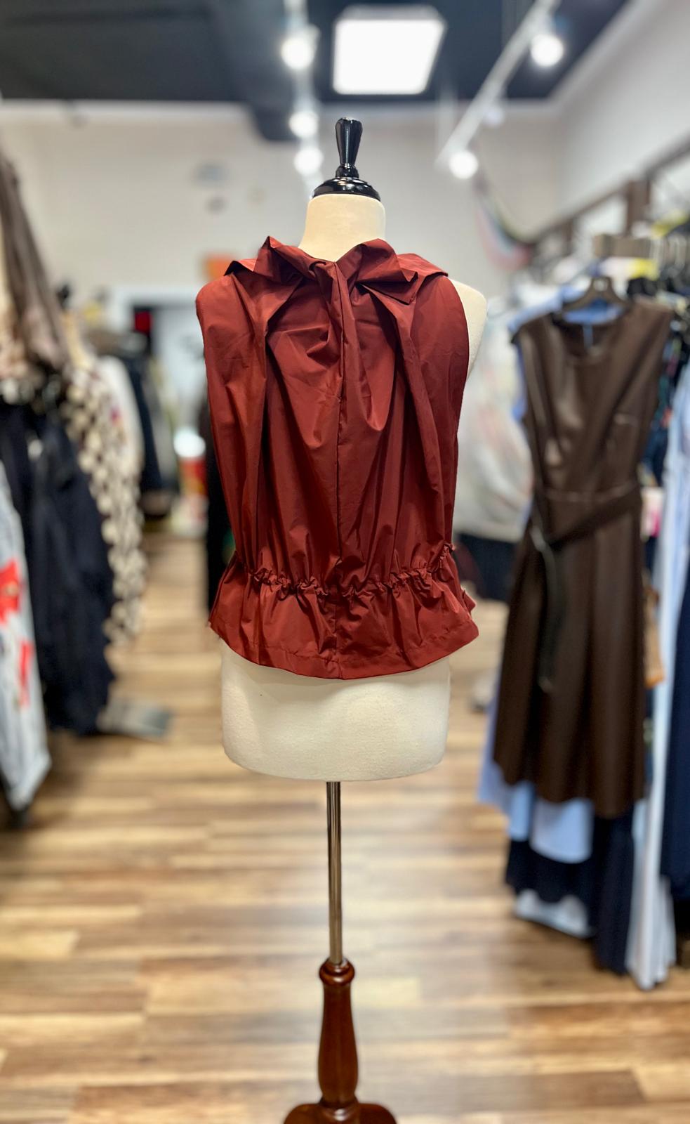 Sleeveless Top Gathered