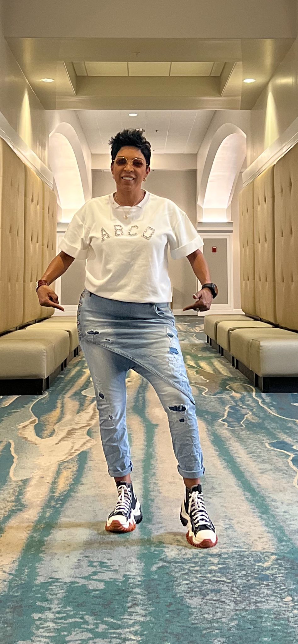 BLUE JEAN