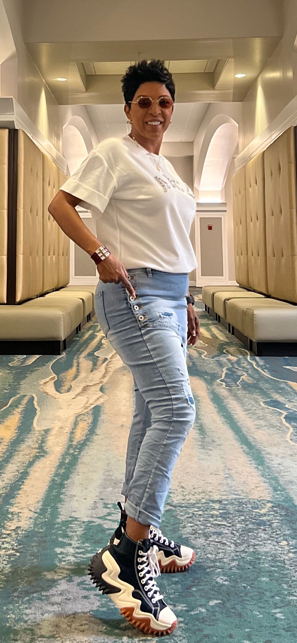 BLUE JEAN