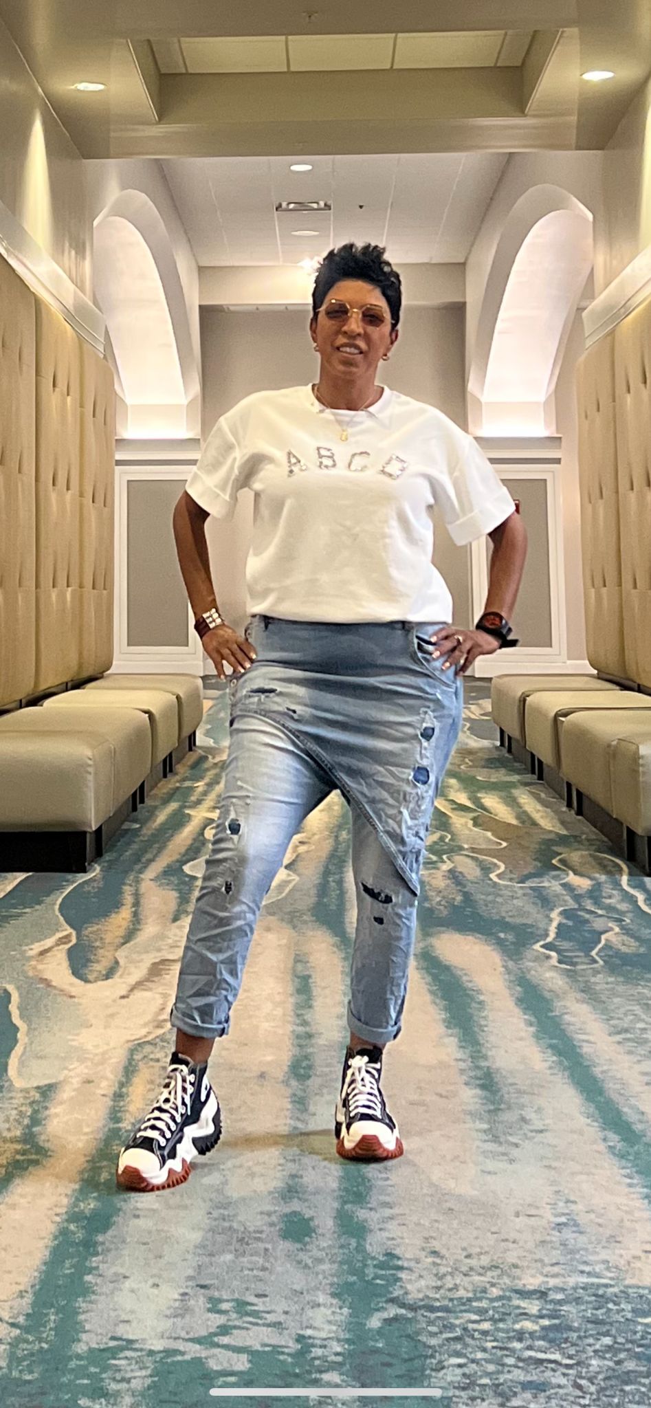 BLUE JEAN