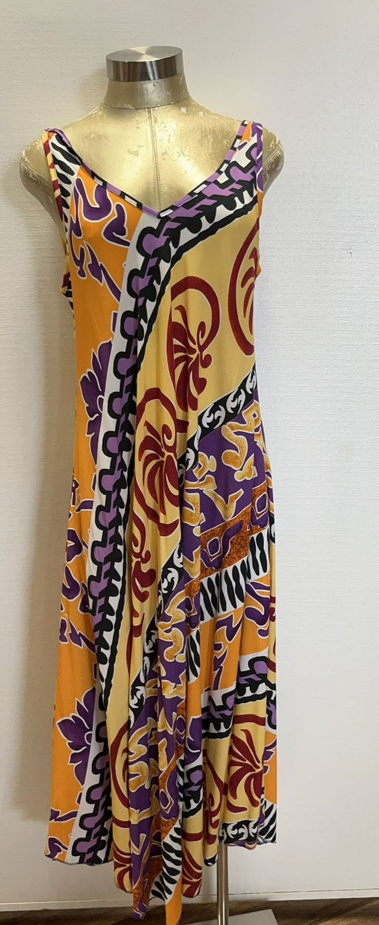 SLEEVLEES LONG DRESS