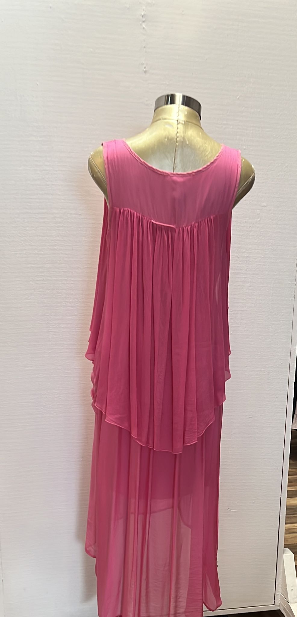 BEAUTIFUL SIMPLE LONGDRESS