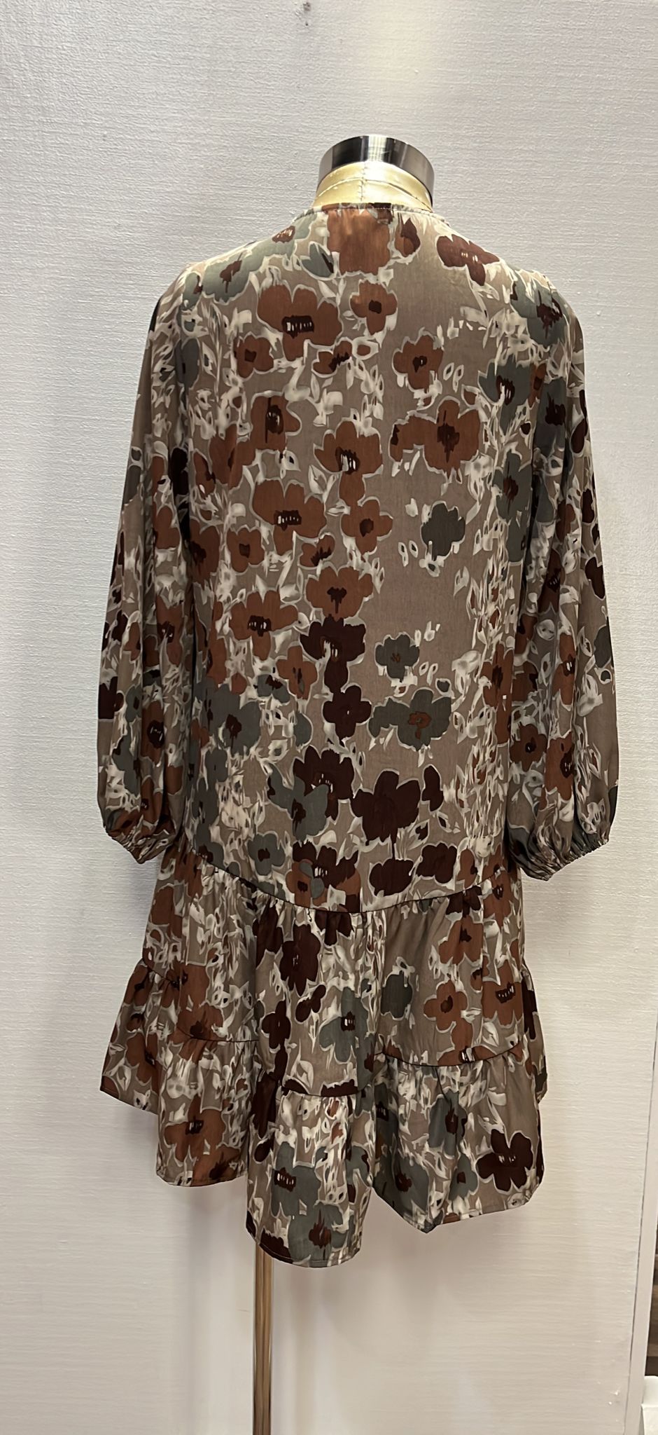 TIERED PRINTED MINI DRESS