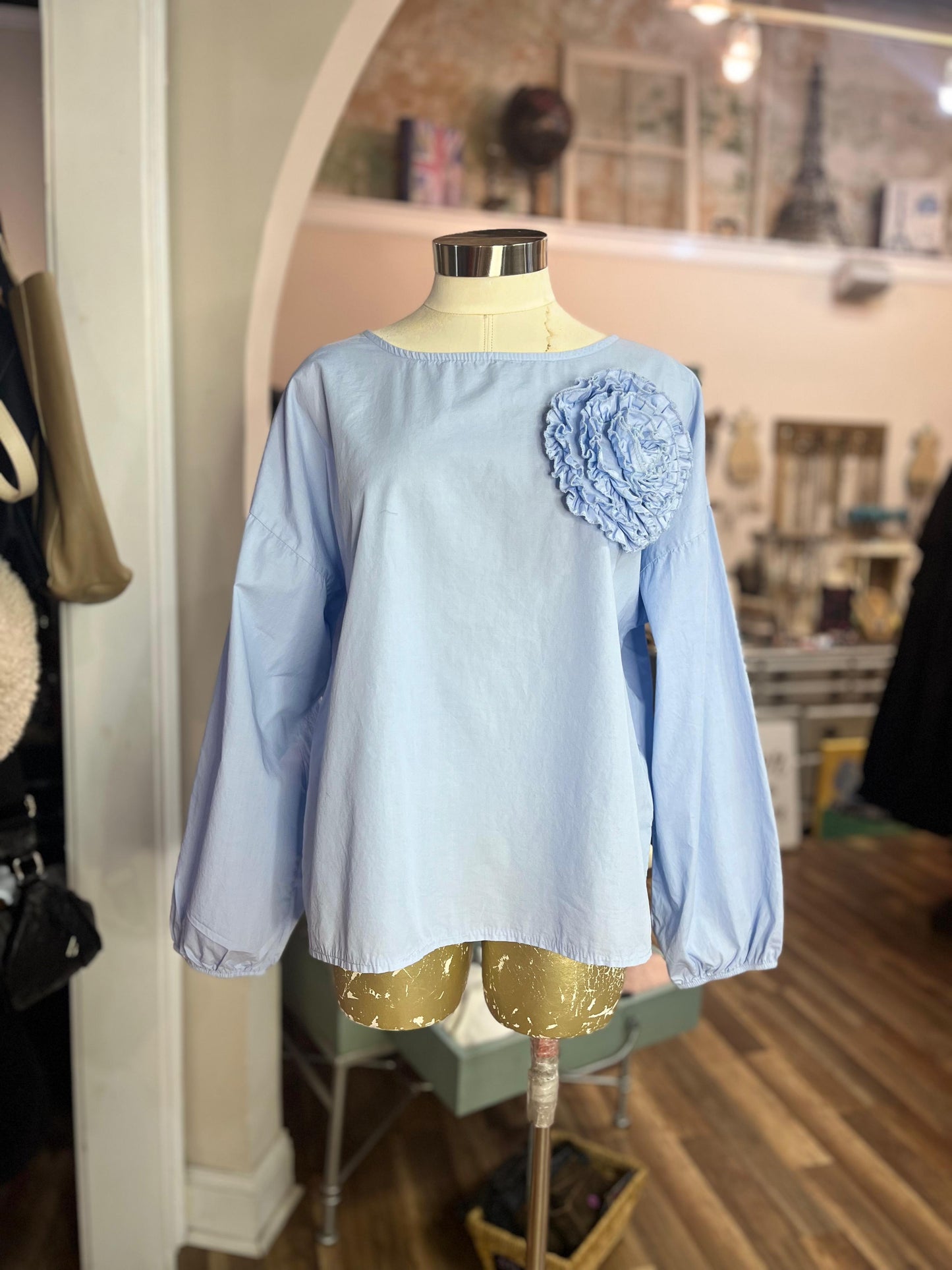 LONG SLEEVE BLOUSE WITH 3D FLOWER