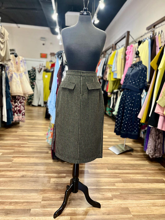 Pencil Skirt Flap Pock