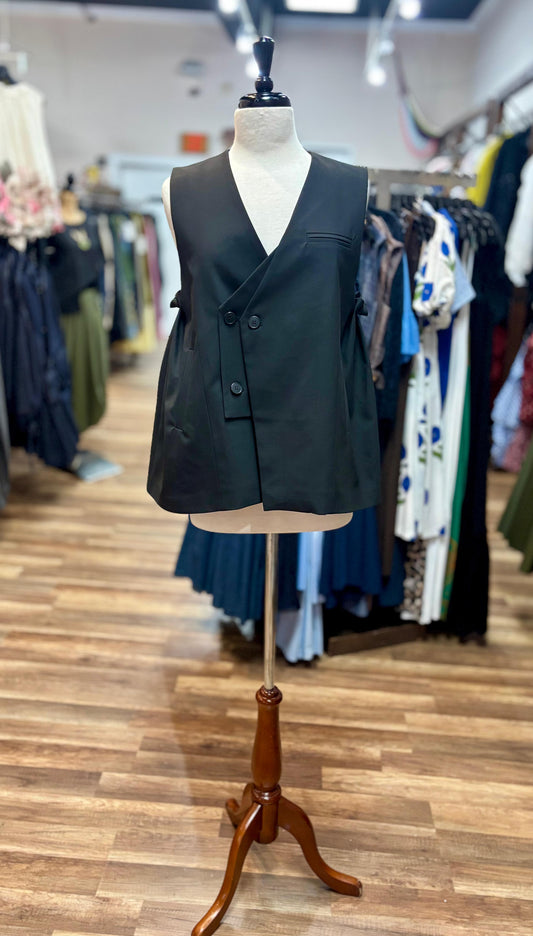 Asymmetric ButtonVest