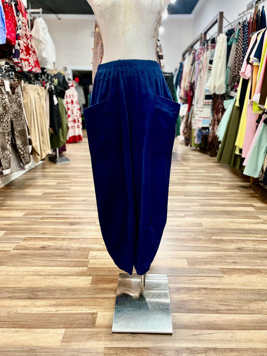 Velvet Barrel Pants With Pocket