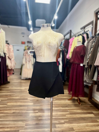 Tulip Hem Skort