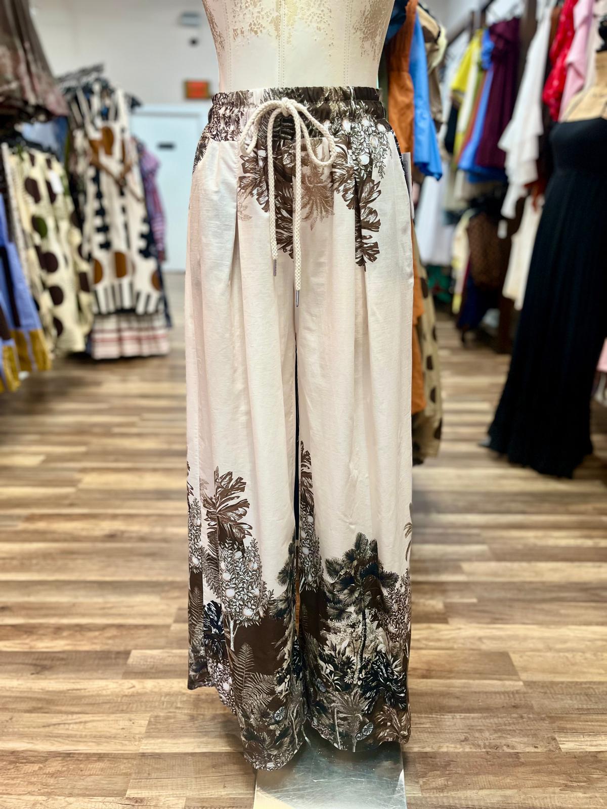Wide-Leg Tropical Print Pant