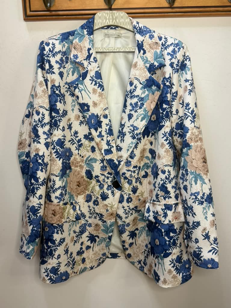 Vintage Floral Blazer