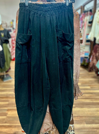 Velvet Barrel Pants With Pocket