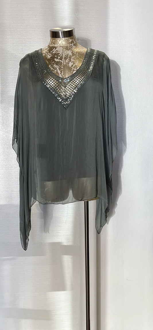 FLOWY V-NECK SILK BLOUSE